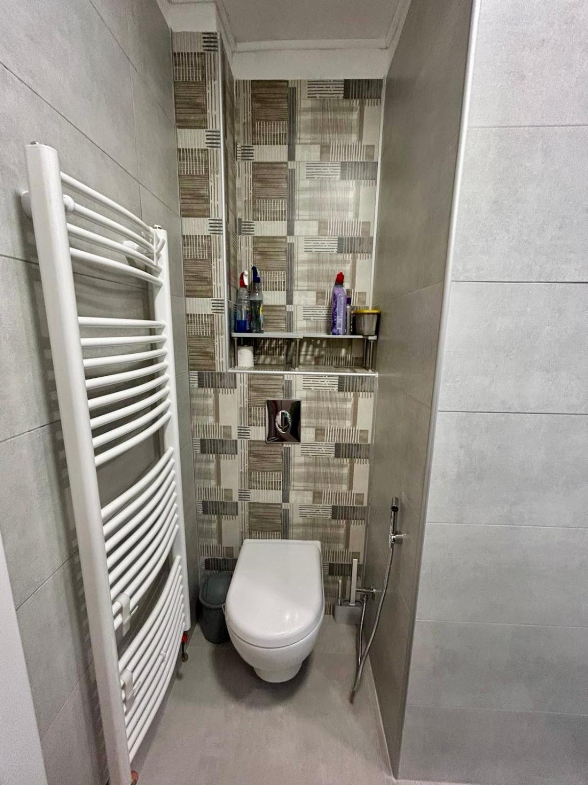 Apartment Center Point *